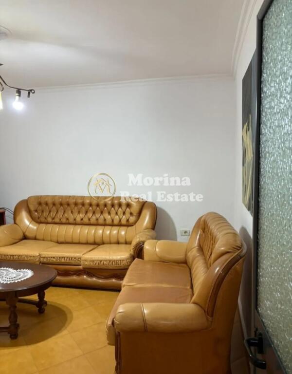 Qera, Hyrje private 1+1,Rruga e Dibres,370Euro/muaj