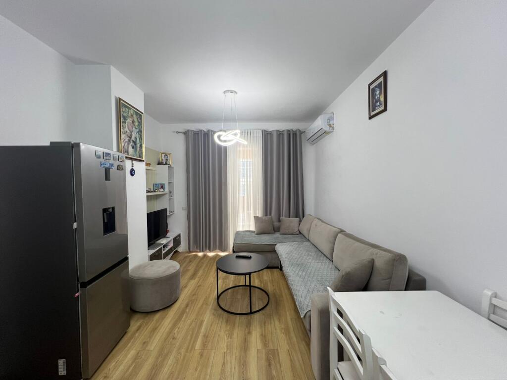 Apartment 1+1 for rent near Fusha e Aviacionit