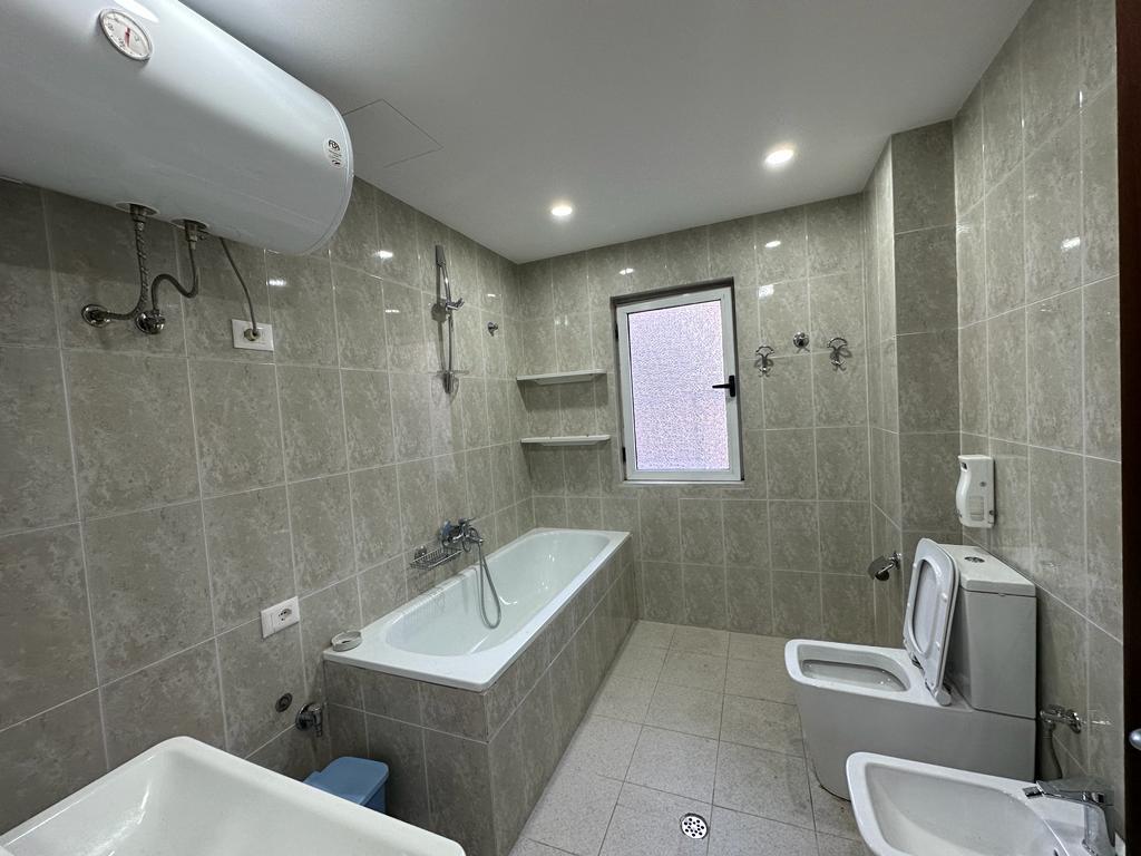 Apartment near the American embassy 3+1+2