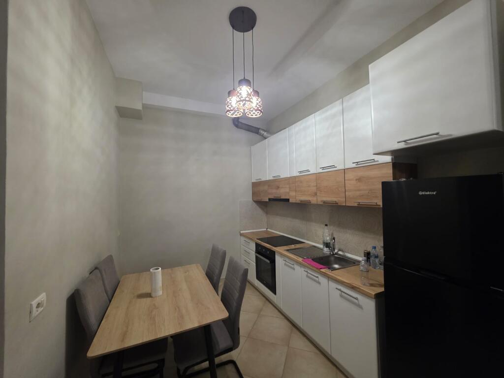 Fresk Affittasi Appartamento 2+1