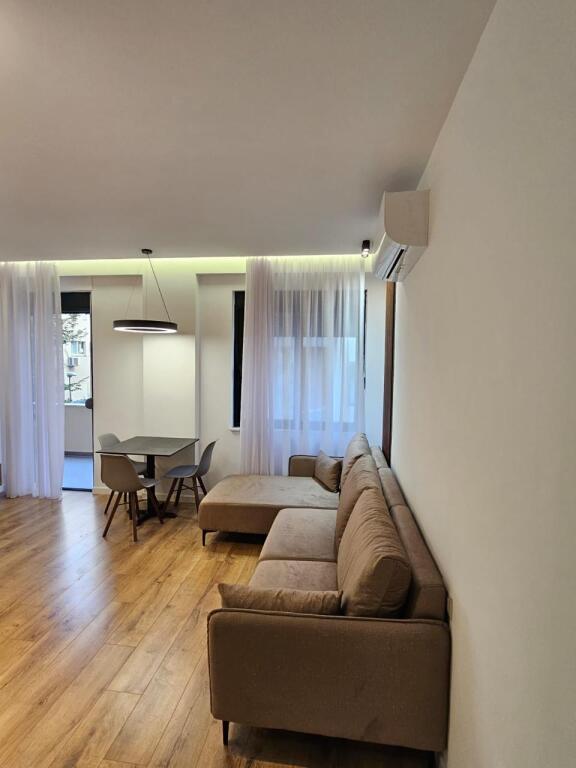 APARTAMENT ME QERA 2+1 LIQENI THATE 650 EURO