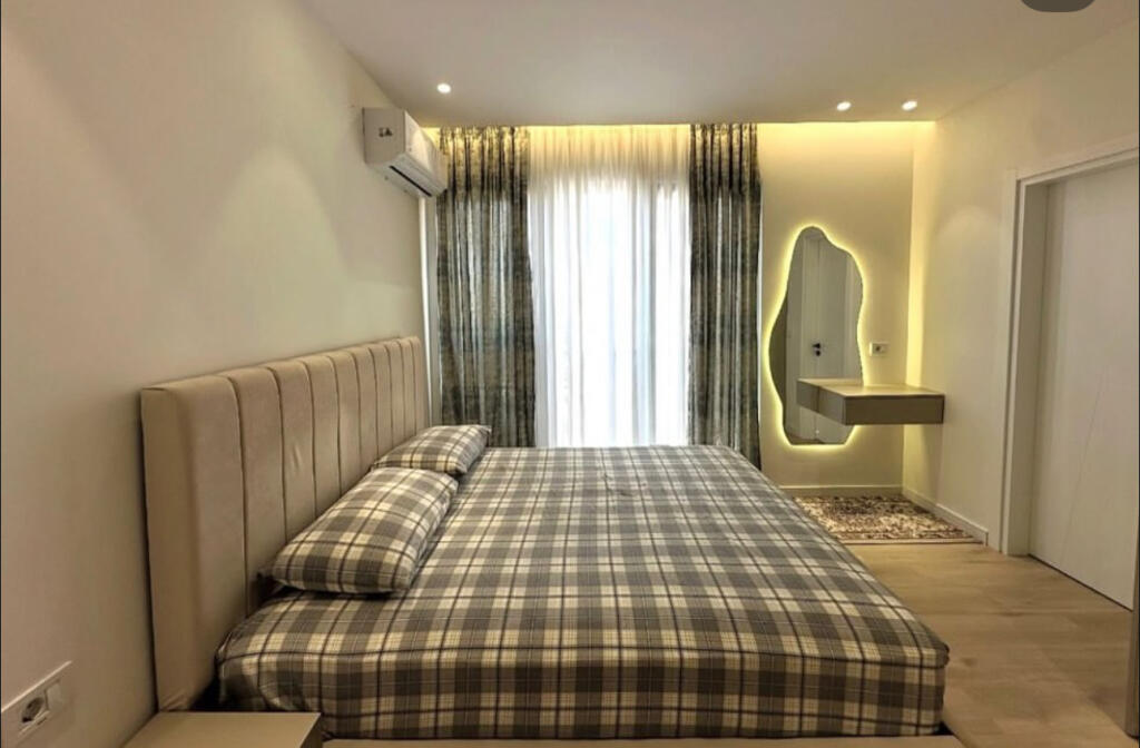 Nella zona di Don Bosko offriamo in affitto un appartamento 1+1 Totalmente arredato in modo moderno e mai abitato prima Prezzo 650 Euro