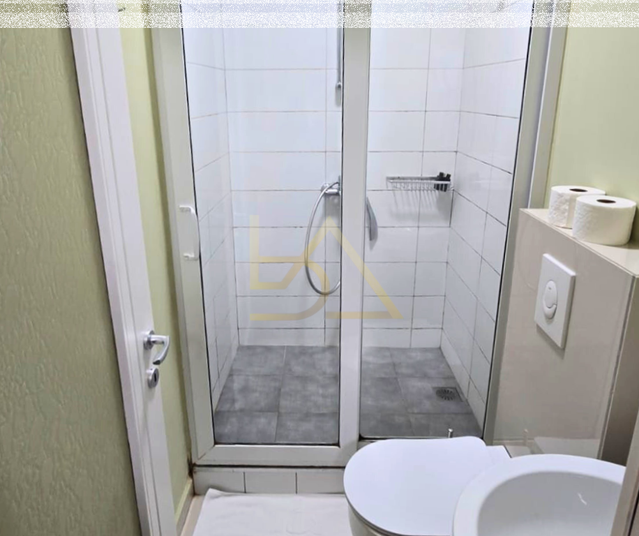 Shiten 3 Apartamente – Bllok, Tiranë