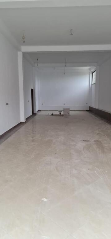 Business premises for rent