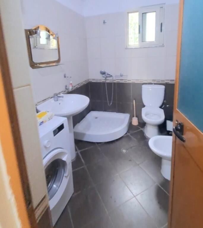🏡 Appartamento 2+1 Arredato in Affitto 📍 Via “3 Vëllezërit Kondi”