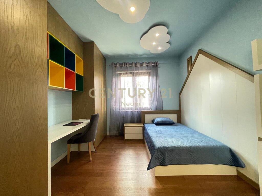 QIRA – Apartament Modern 3+1+2, Rezidenca TOWER BRIDGE 2 !