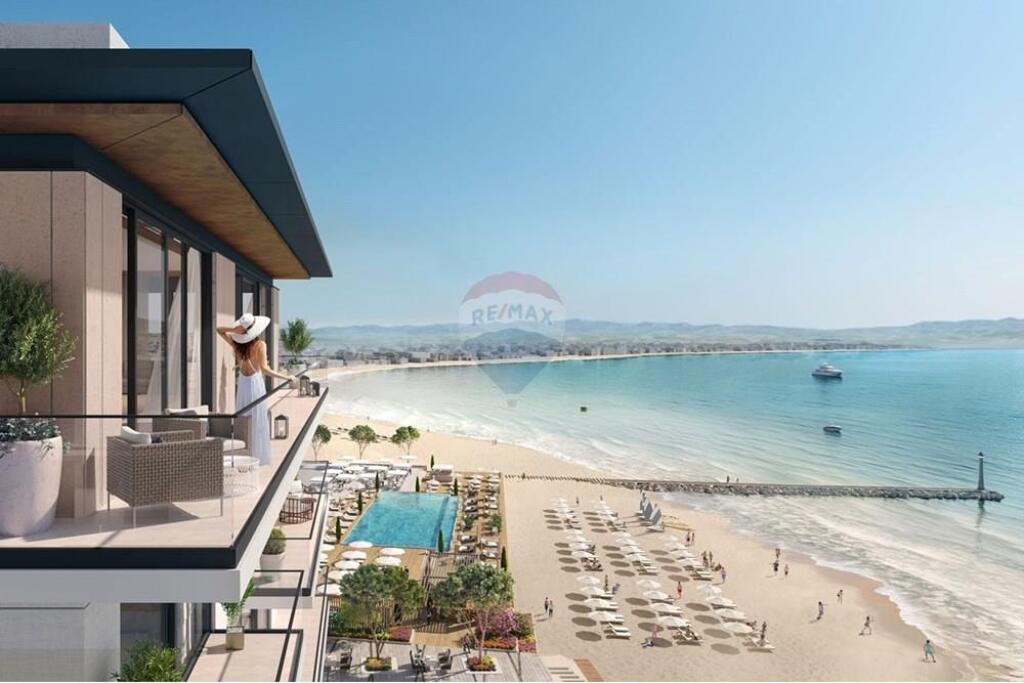 Apartment 2+1+2 with parking at Durres Marina!