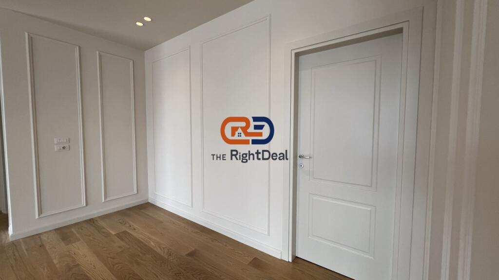 Vicino al Palazzo delle Brigate, Appartamento 3+1+2 Perfetto per Vivere in Vendita!!