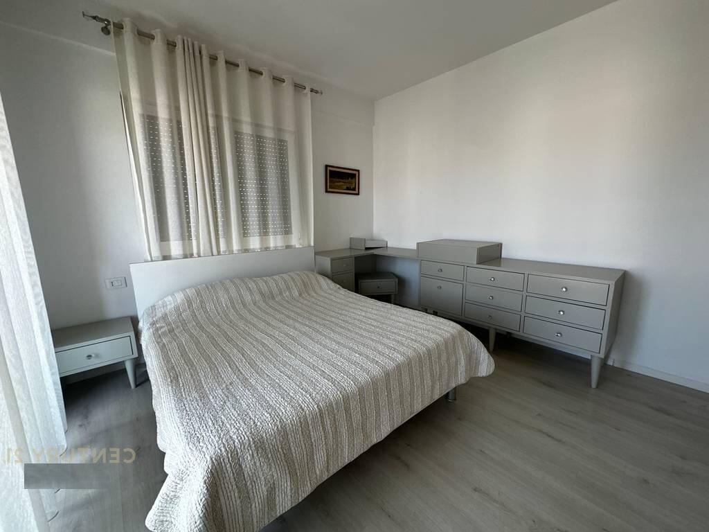 Appartamento 2+1+2+Posto Auto in affitto a Xhamllik.