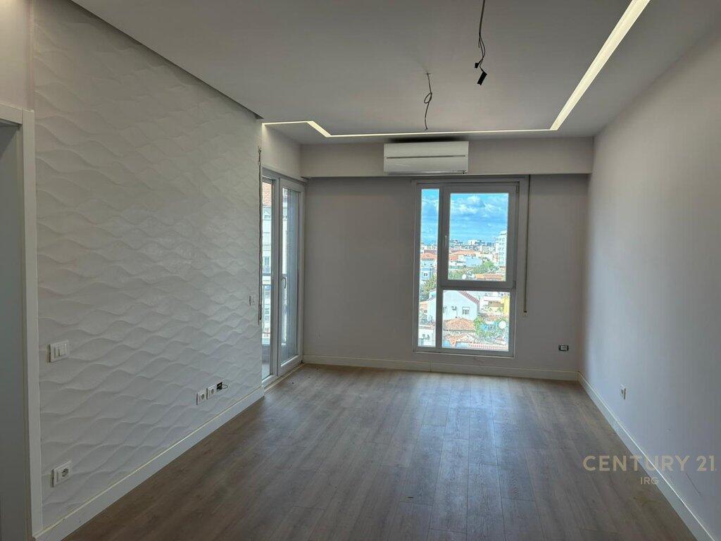 Lago Secco | Appartamento 2+1+2 con parcheggio incluso in affitto