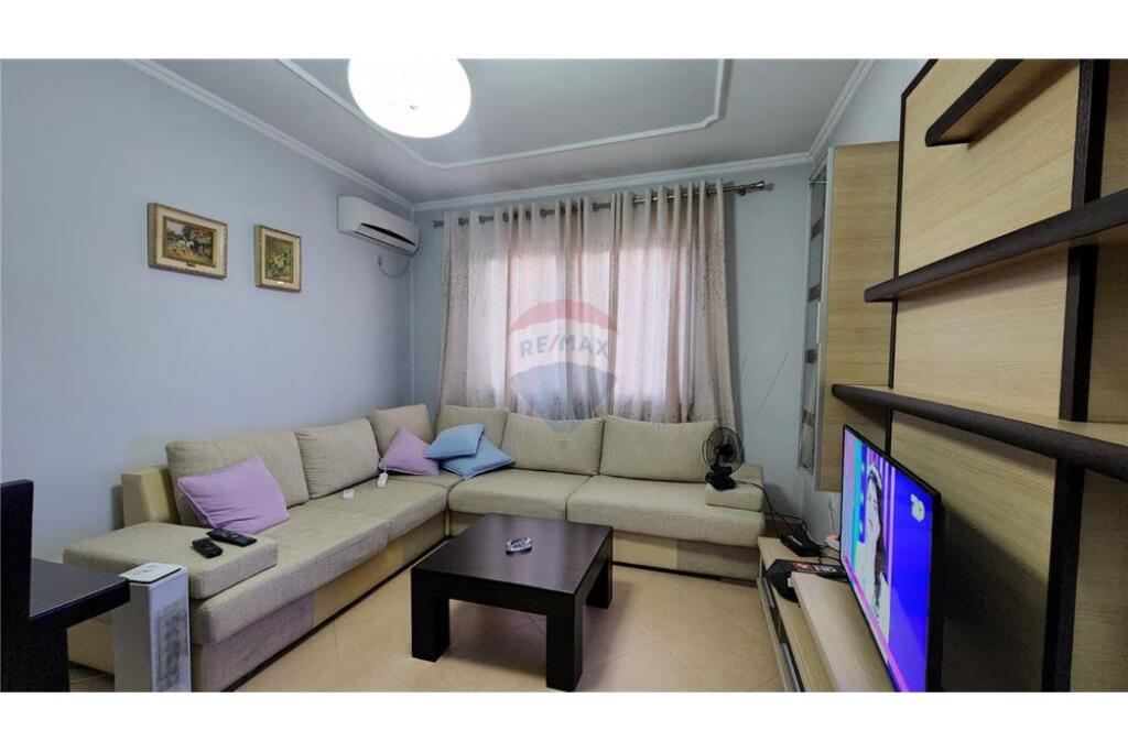 Apartament 1+1 per qira tek Mine Peza.