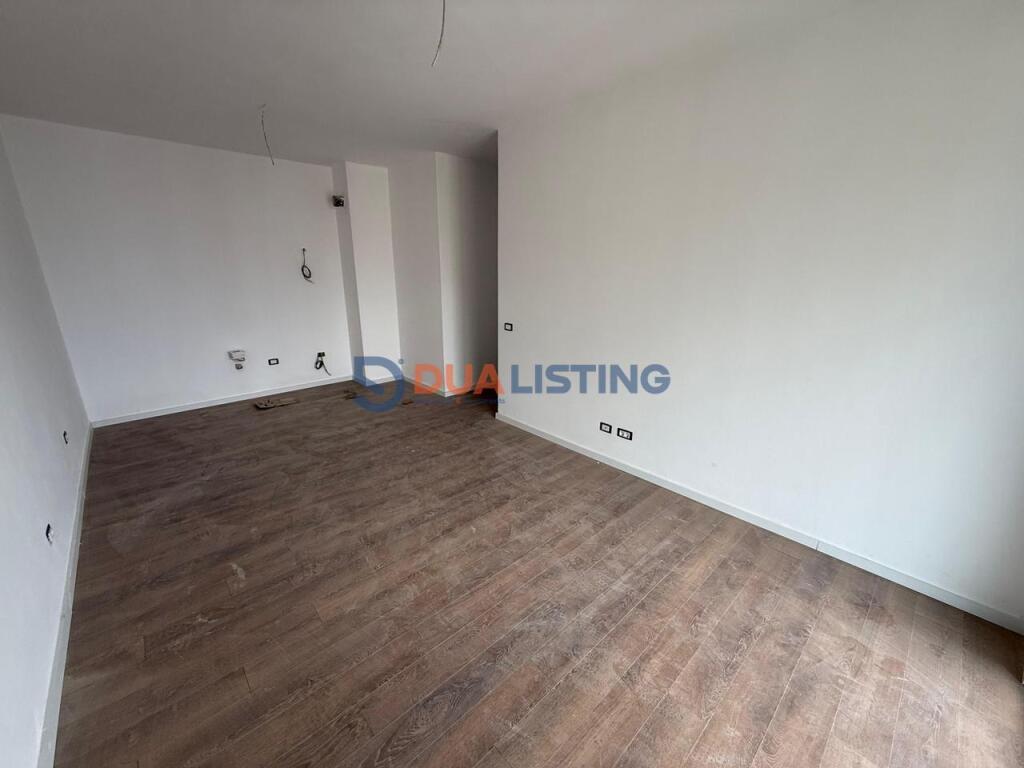 For Rent, Office Space at Golden Tower, Mine Peza!