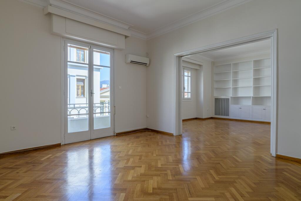 Office For Rent 2+1 at Durres Street (ID BZ2707) Tirana