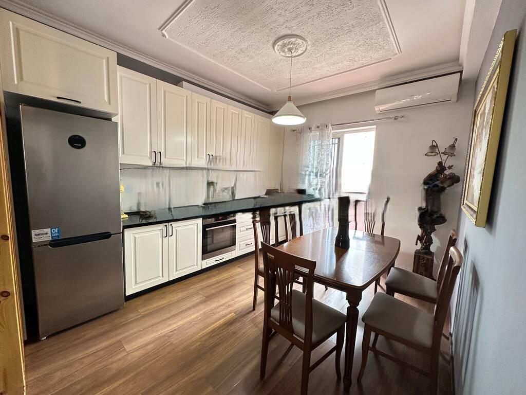 RRUGA 5-MAJI, APARTAMENT 2+1 PER QIRA 550 € /Muaj