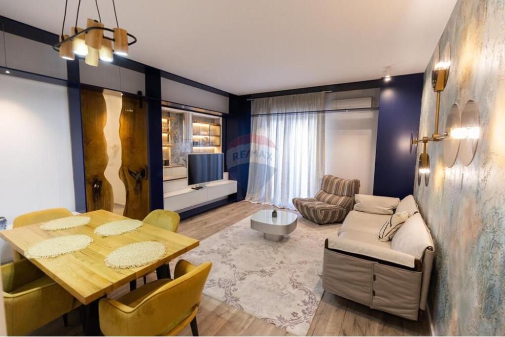 Shitet apartament 2+1 modern mbas 15-Katëshit