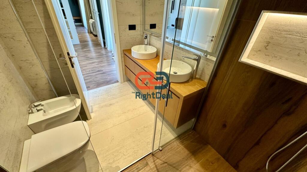 Ne Qender ,Jepet Me Qira Apartament 2+1+2+Verande Totalisht I Investuar!