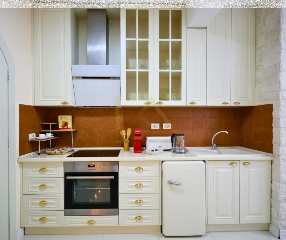 Shiten 3 Apartamente – Bllok, Tiranë