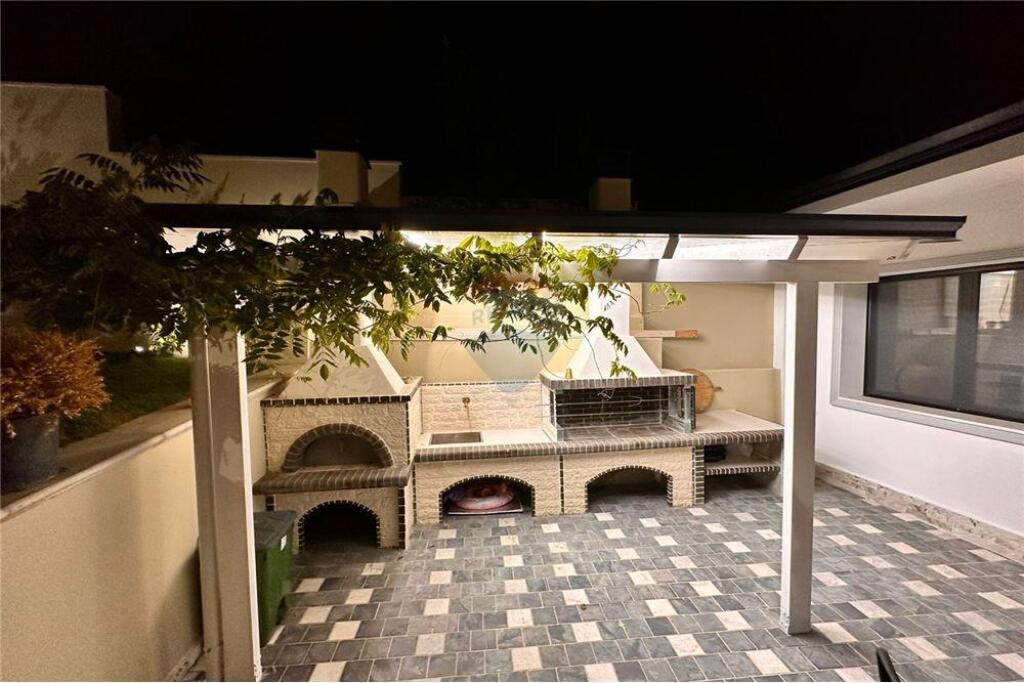 Vile individuale Luksoze ne Mullet.