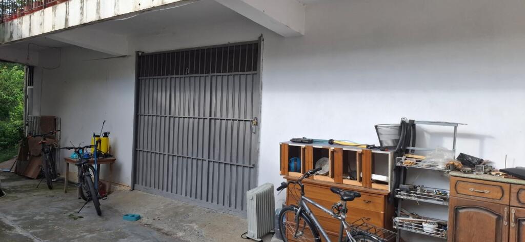 WAREHOUSES FOR RENT 100 M2 ALI DEMI 500 EURO