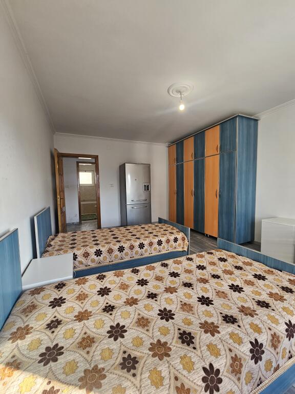 Affittasi: *2+1+2 BALCONI  *(📍Laprake  - su strada principale)* - 6° piano - *600€/mese* - Sup.127m² || Arredato