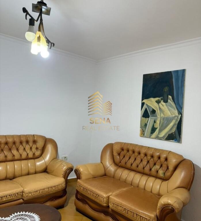 Affitto, Appartamento 1+1, Via Dibra, 370 Euro/mese