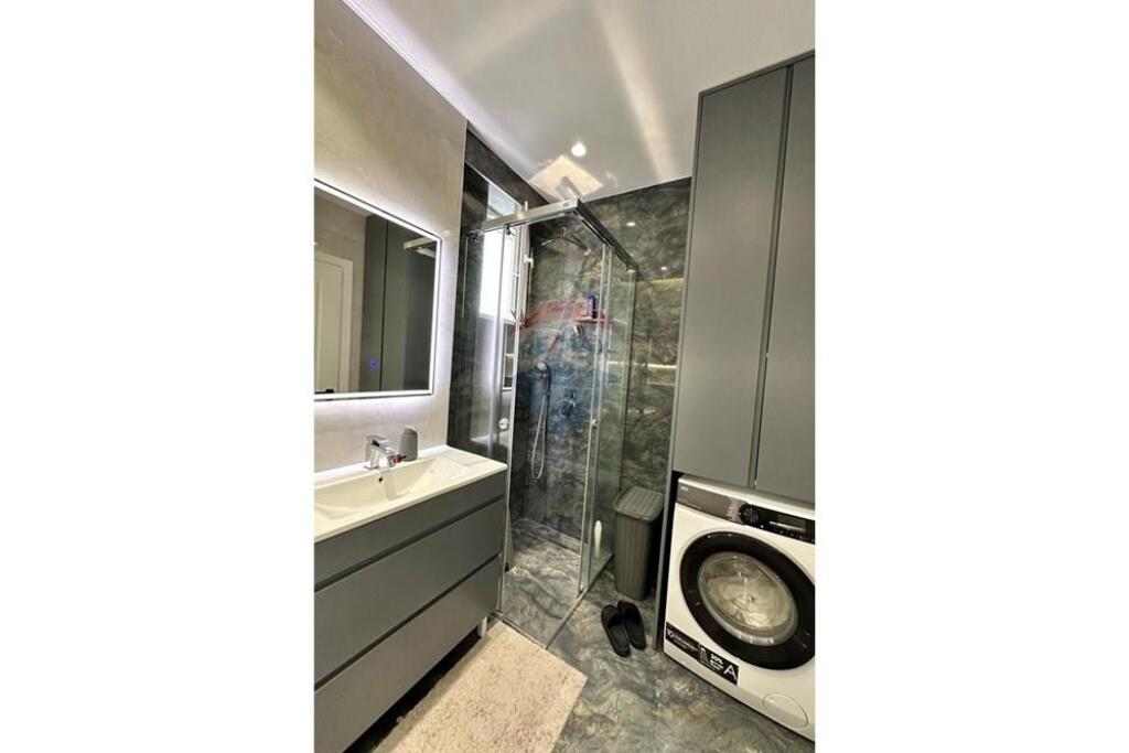 Apartament - Për Qira - Rruga Hamdi Sina, Tiranë 2+1+2+ Parkim
