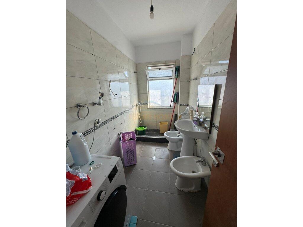 Shitet Apartament 1+1, Unaza e Re