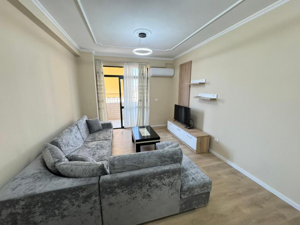 Qera Apartament 1+1  📍21 dhjetori,mbrapa poliklinikes nr9