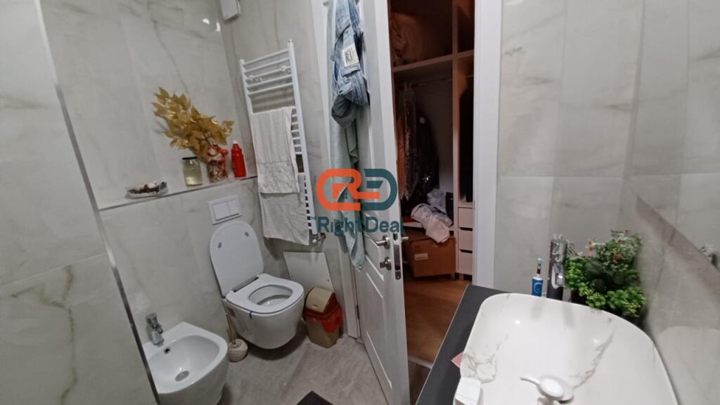Tek Kompleksi ASL, Jepet Me Qira Apartament 2+1+2 Me Planimetri Te Rregullt, Me Mobilim Bashkekohor!!