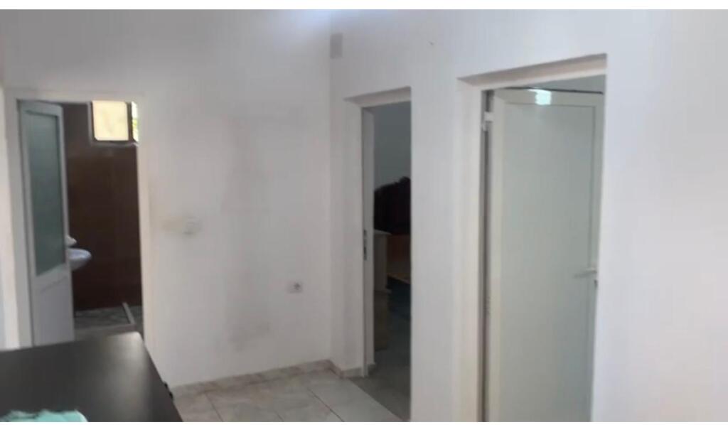 Jepet Apartament me qera