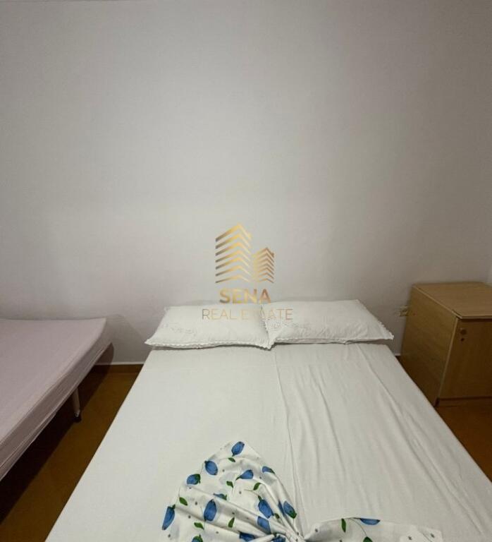 Affitto, Appartamento 1+1, Via Dibra, 370 Euro/mese