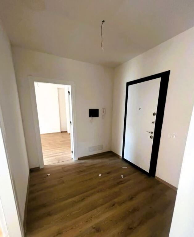 Apartment 2+1+2+ parking space for residential or office use at New Boulevard !
