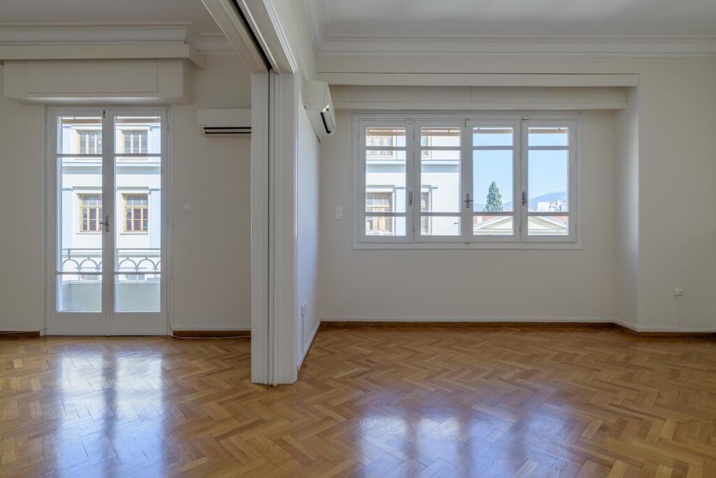 Office For Rent 2+1 at Durres Street (ID BZ2707) Tirana