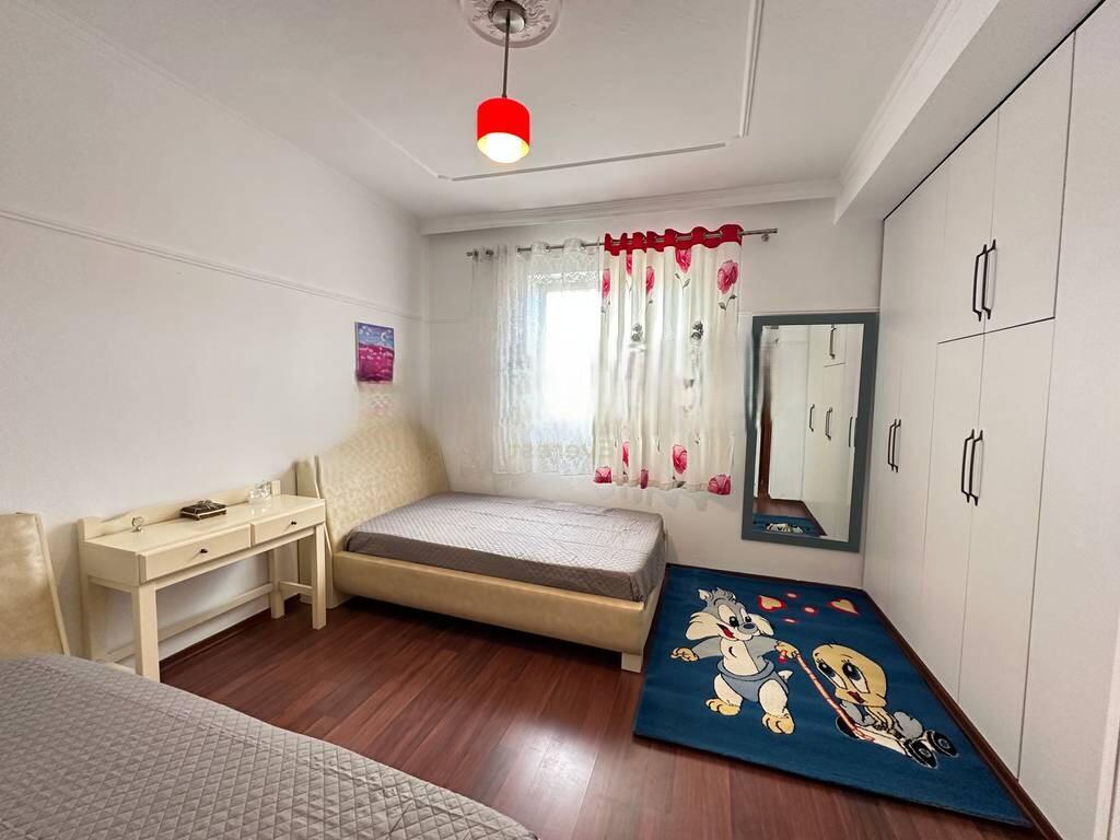 RRUGA 5-MAJI, APARTAMENT 2+1 PER QIRA 550 € /Muaj