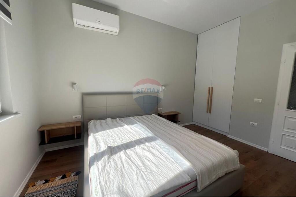 Apartament 1+1 me qira tek Mine Peza