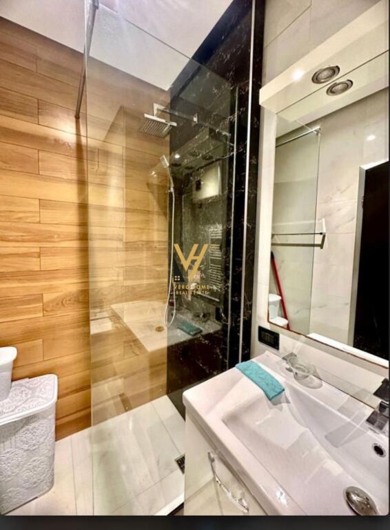 JEPET APARTAMENT 1+1 ME QERA SHESHI WILLSON 950 EURO