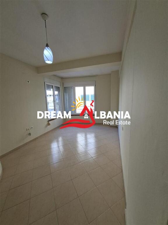 Shitet Apartament Duplex 3+1+2, Residenca Kodra e Diellit ( ID 4131471)