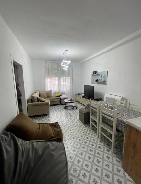 Apartament me qera 1+1- 📍Kompleksi Golden Park