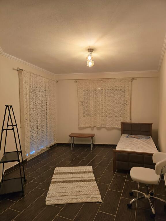 Apartament me qera 2+1 , Misto Mame,Yzberisht