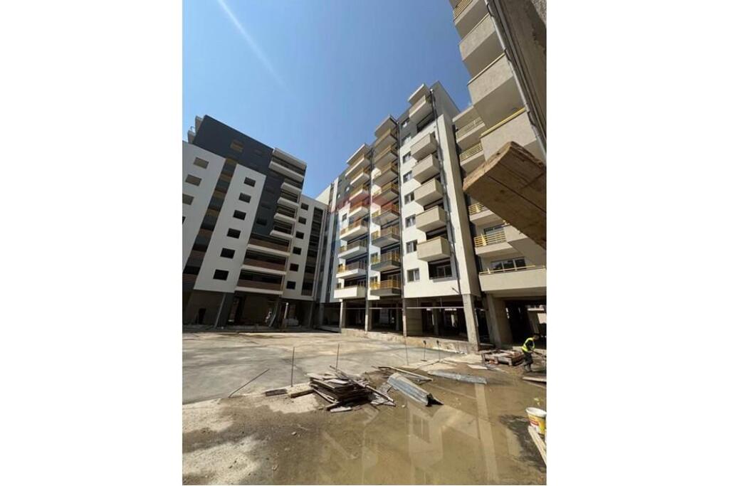 Shop - For Sale - Dritan Hoxha Street, Tirana !