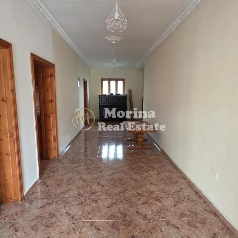 Qera, Vile 2 Kateshe, Allias 2200 euro/muaj.