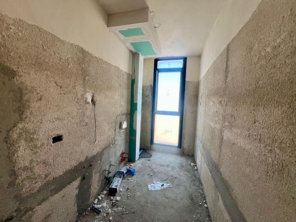 Appartamento In Vendita Vicino Al Mare A Vlora
