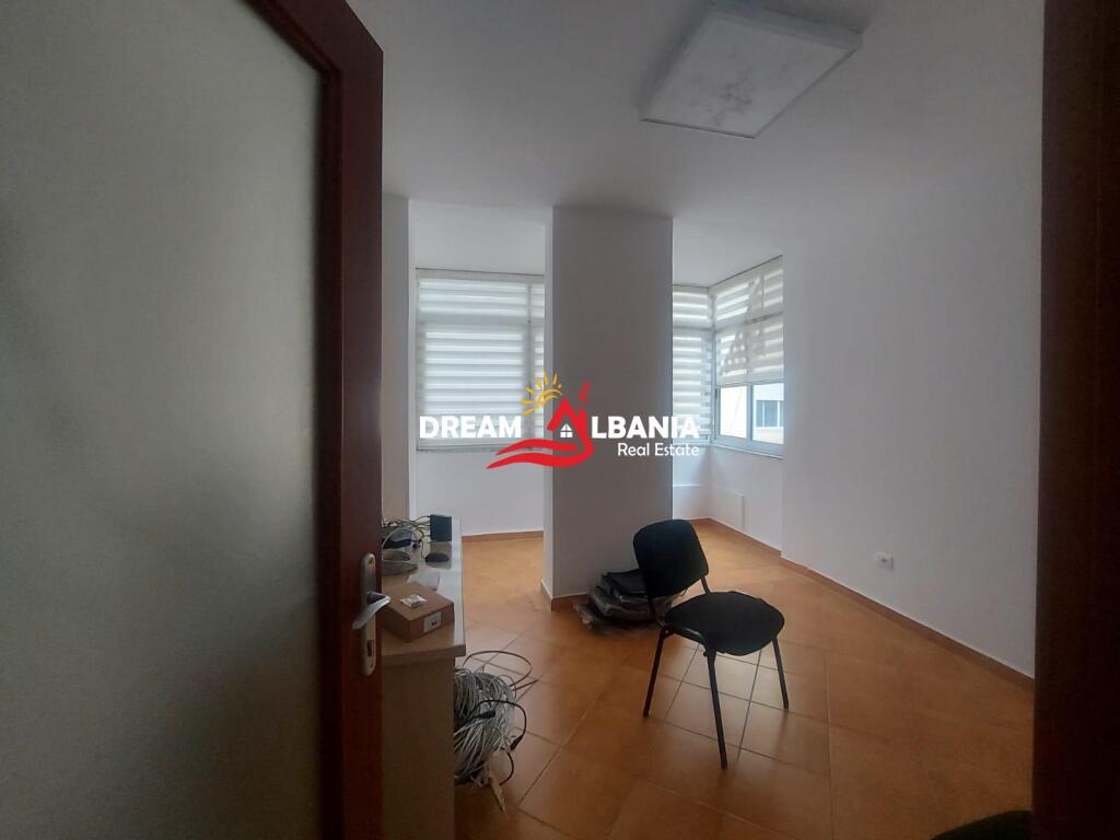 Office for rent on Elbasan street near the American Embassy in Tirana (ID 4261948)