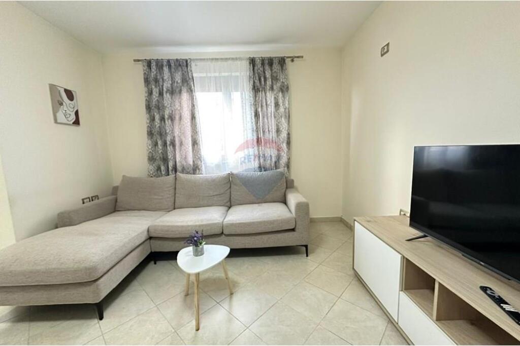 IN VENDITA, APPARTAMENTO 1+1, OXHAKU, TIRANA !