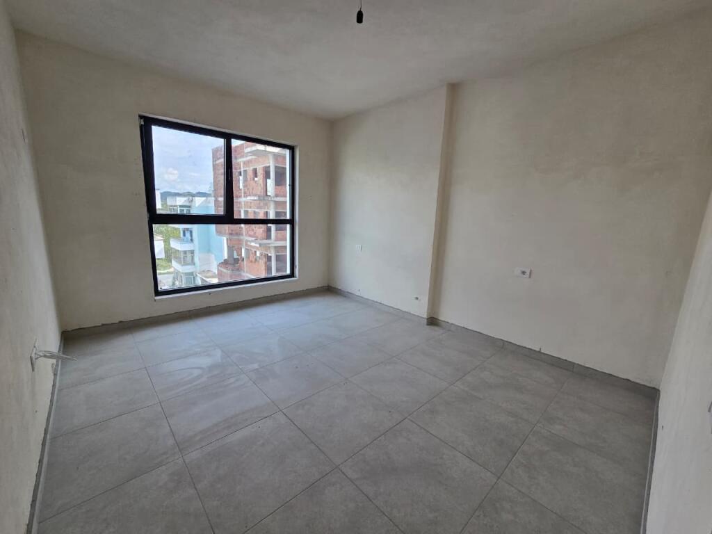 Apartament 2+1 ne Shitje, Rezdenca Liburna ne Golem