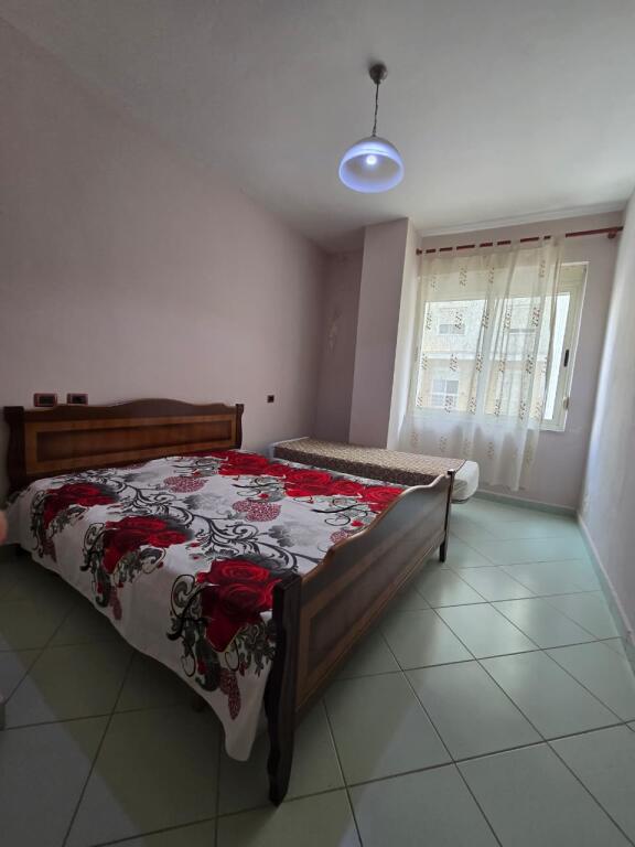 SHITET APARTAMENT 1+1 RROTA E KUQE, PLAZH, DURRES