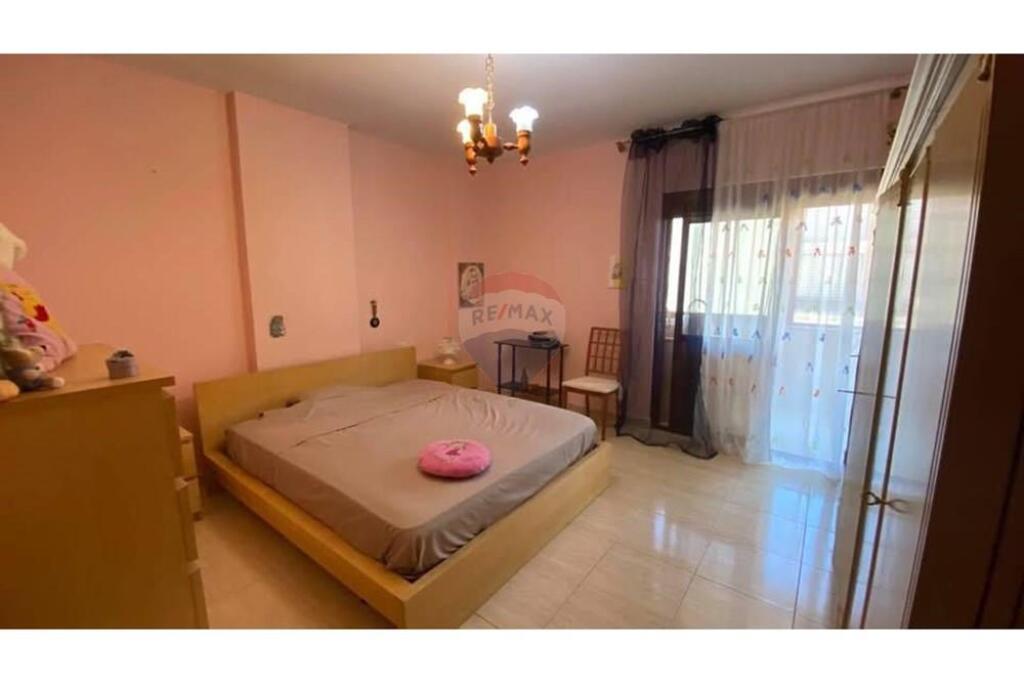 Apartament 1+1 per qira , Rruga e Bogdaneve!
