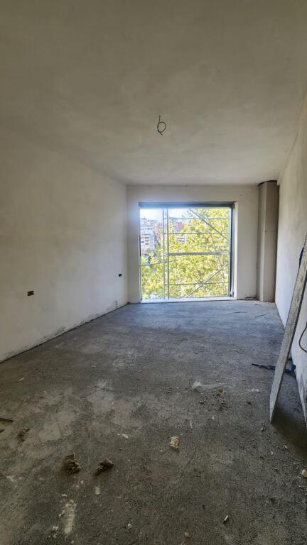 In vendita 2+1+2 vicino a Radison Hotel 260.000 euro