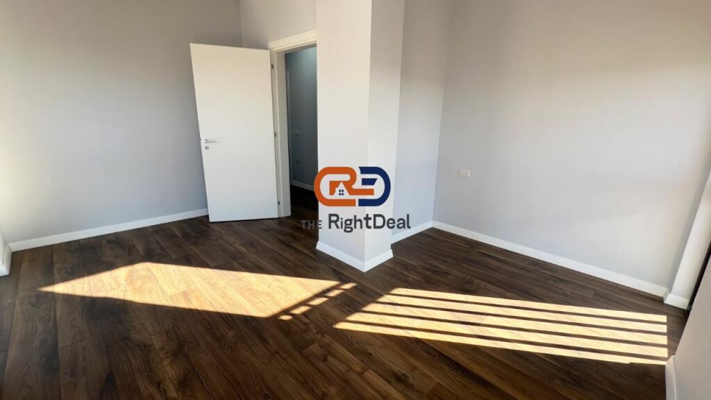 Dopo Villa Gold, Affittiamo Per Ufficio Super Appartamento 3+1+2 Con Vista Spettacolare!!!