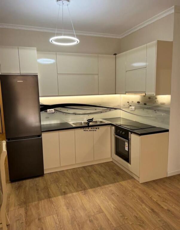 APARTAMENT ME QERA 2+1 RRUGA E ELBASANIT 800 EURO